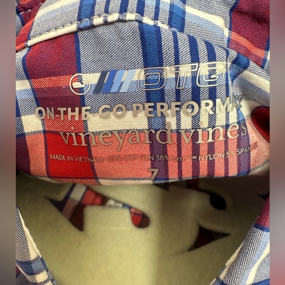 Vineyard Vines Boys Button Down - Picture 3 of 3